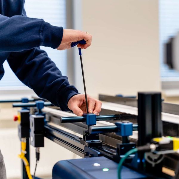 senior mechatronic systems engineer